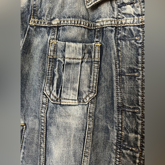 Women’s Express Jean Jacket - Picture 3 of 14